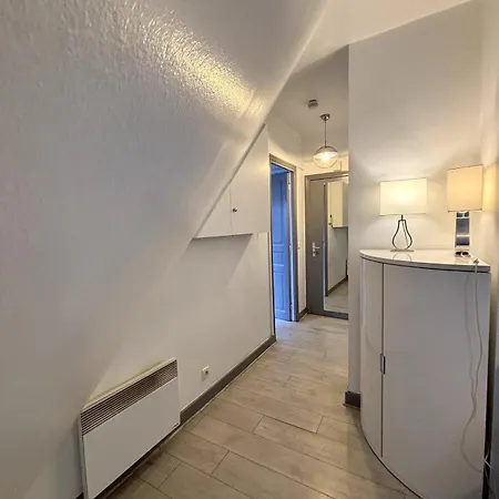 Apartman Flat Champs Elysees 1 Bedroom Air Conditioning Párizs