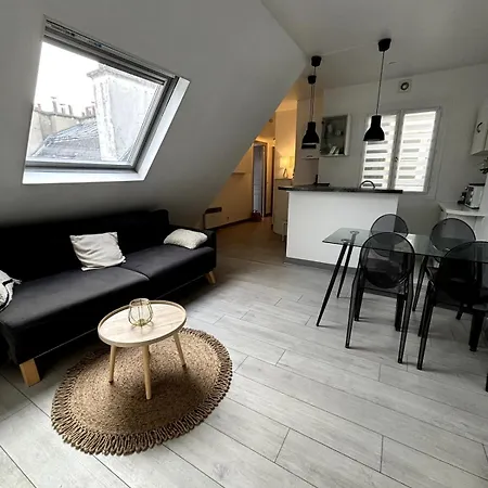 Flat Champs Elysees 1 Bedroom Air Conditioning Apartman *