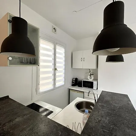 Apartman Flat Champs Elysees 1 Bedroom Air Conditioning Párizs
